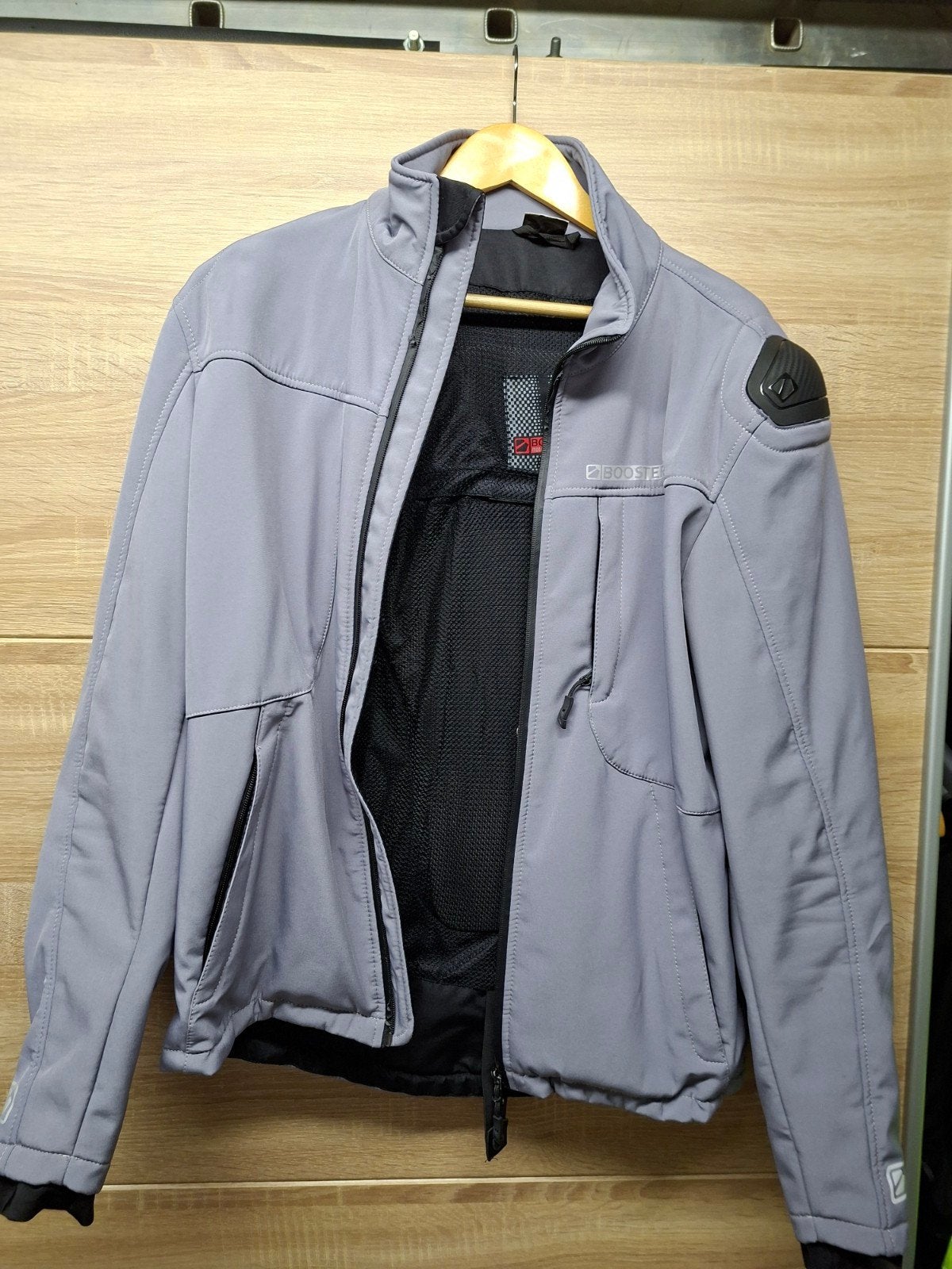 Motor vest maat M, licht grijze zomer vest, Motoren, Ophalen, Heren, Jas | textiel, Booster