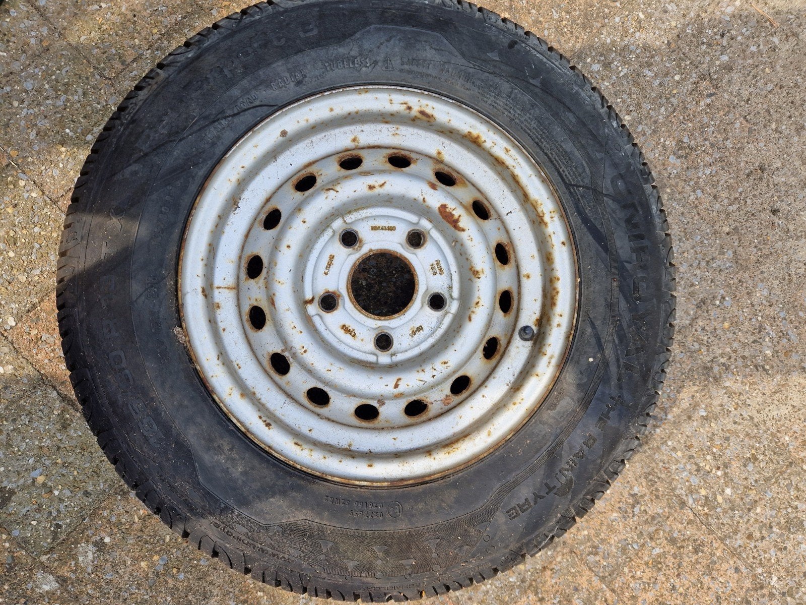 wielvelg + band 165/80R13 en 5 gaten, Ophalen