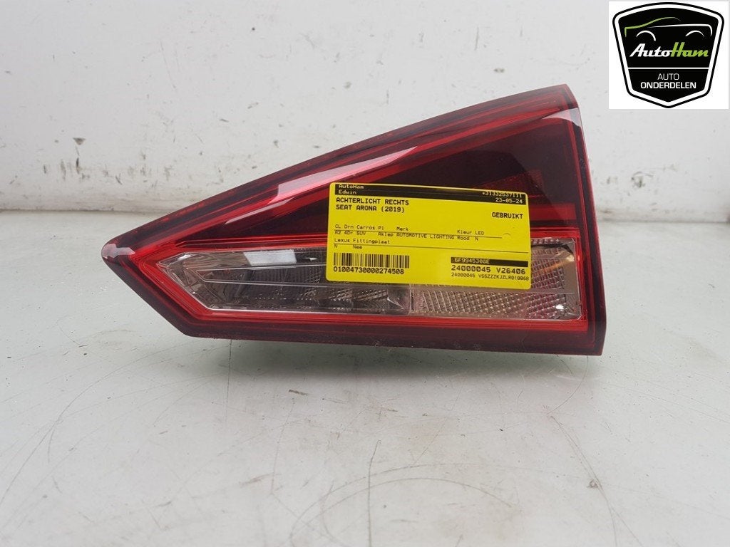 FEU ARRIÈRE DROIT Seat Arona (KJX) (|6F9945308E|), Utilisé, Seat