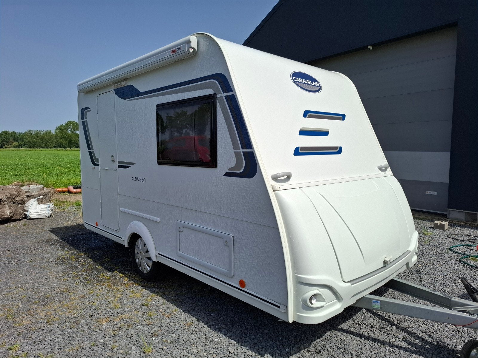 Caravan Caravelair 350, Tot en met 2, Particulier, Tot 4 meter, 750 - 1000 kg