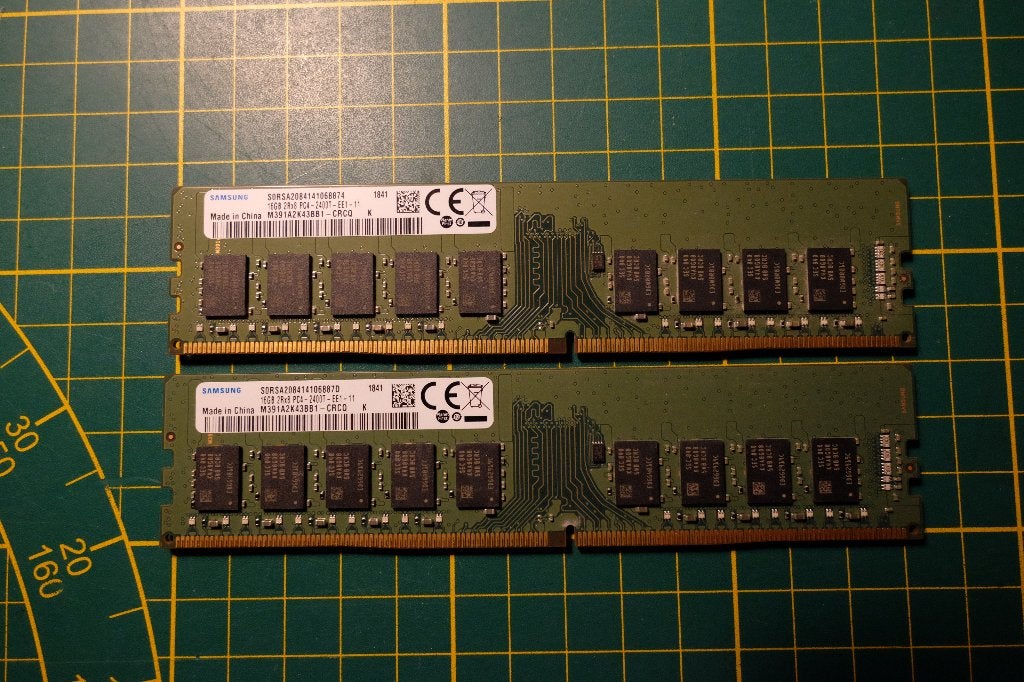 32GB (2x 16GB) Samsung DDR4 ECC UDIMM Server RAM (2400MHz), 32 GB, Server, DDR4, Ophalen of Verzenden