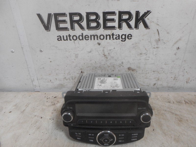 RADIO Opel Corsa E (01-2014/06-2019), Gebruikt, Opel, Opel Automobile GmbH, Kontakt-opel@opel.com