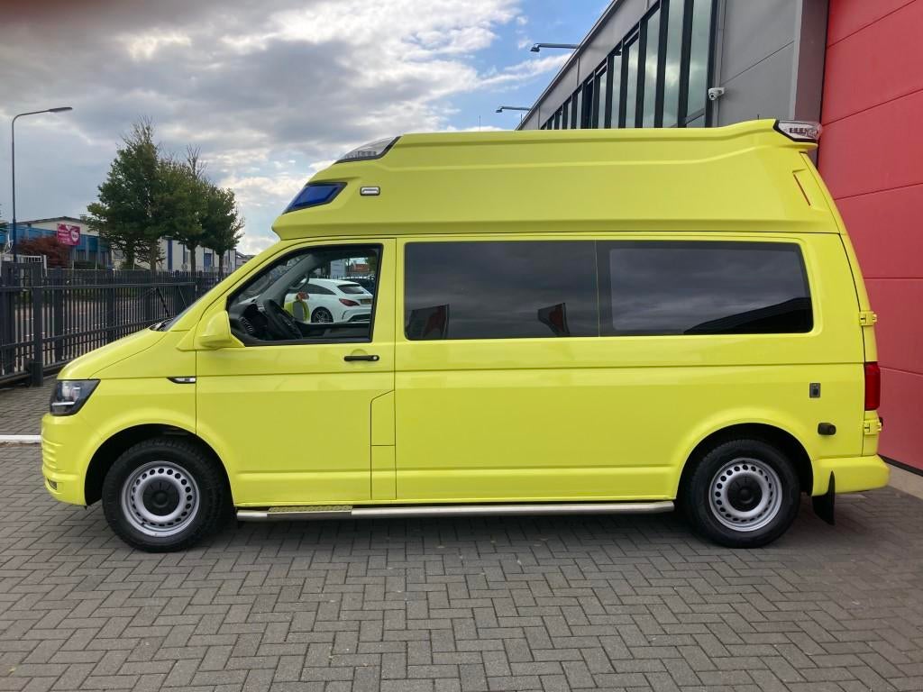 Volkswagen Transporter T6 Ambulance (bj 2017), Auto's, Automaat, Gebruikt, 4 cilinders, Volkswagen