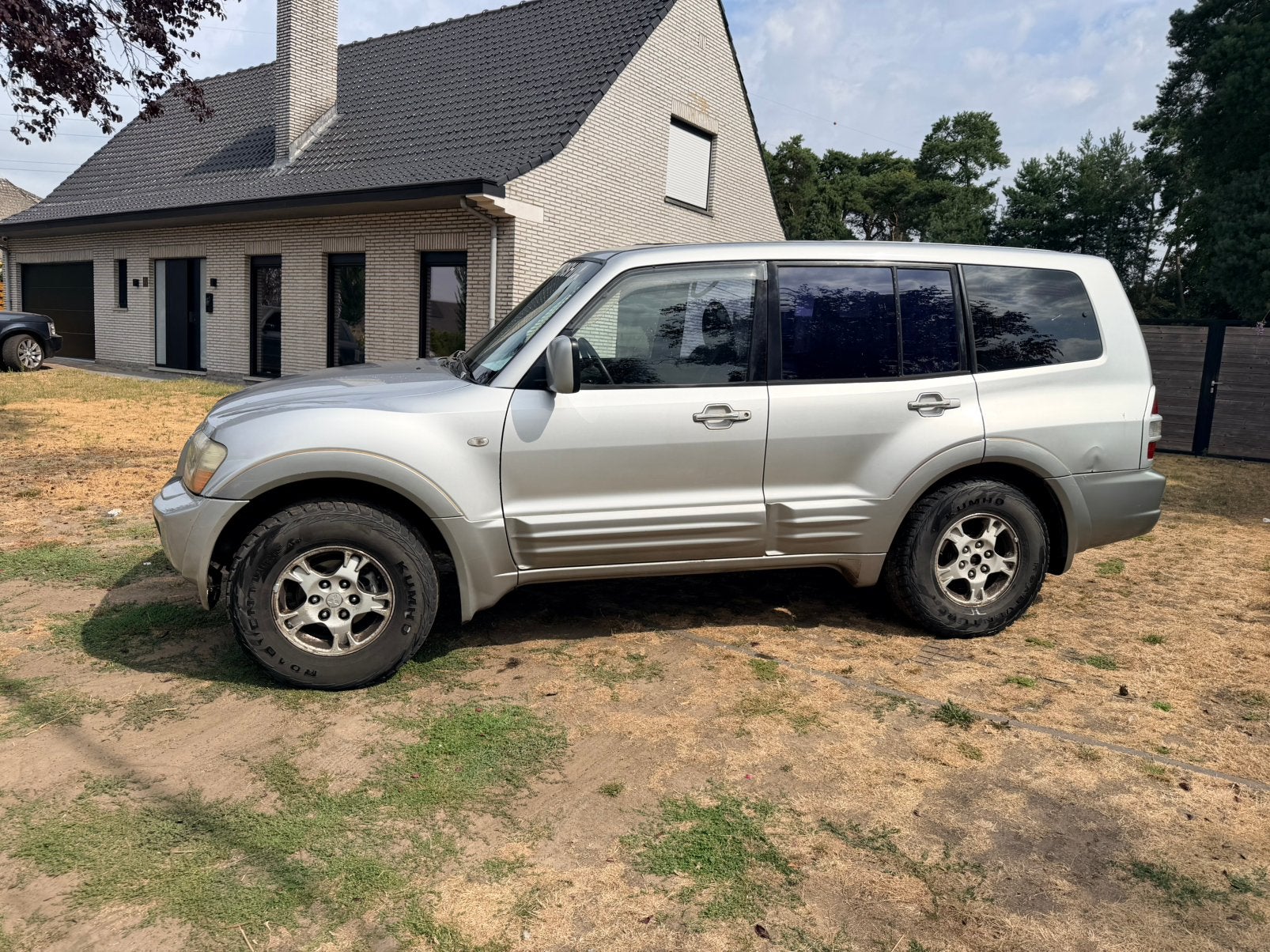 Mitshubishi pajero, Autos, Mitsubishi, Cuir, Argent ou Gris, Achat, Noir