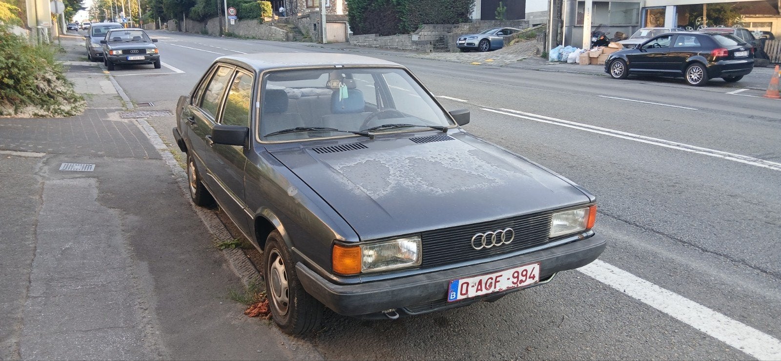 Audi 80 b2 1.6d 1982 - pour pièces ou a restaurer, Autos, Audi, Entreprise, Boîte manuelle, Bleu, Tissu