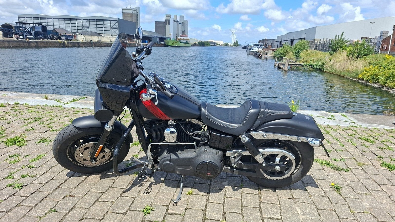 fat bob dyna 17000 km  bj 2014, Motoren, Motoren | Harley-Davidson, 1690 cc, Motorrijbewijs A, Particulier, Meer dan 35 kW