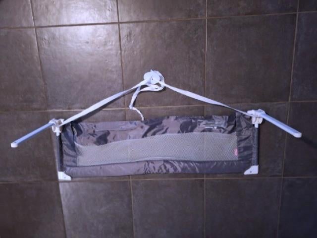 Bedrail voor kinderbedje, Ophalen of Verzenden, Zo goed als nieuw, Minder dan 140 cm, Minder dan 70 cm