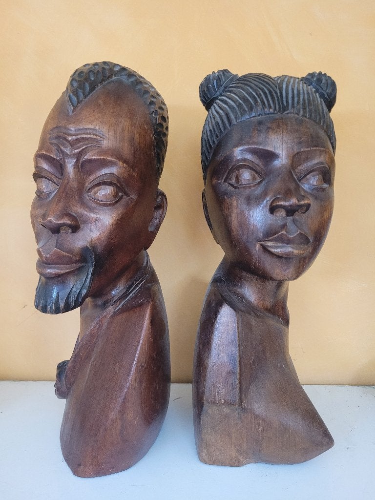 2 afrikaanse beelden, Antiek en Kunst, Ophalen, Groep mensen, Buste, 20 - 50 cm