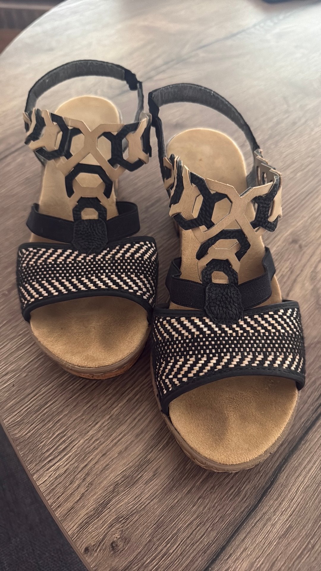 Zomer sandalen met hak, Enlèvement, Comme neuf, Brun