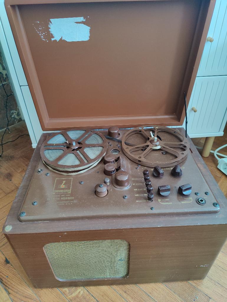 Vintage ancien magnétophone à bandes, Enlèvement, Magnétophone, Avec protection anti-poussière