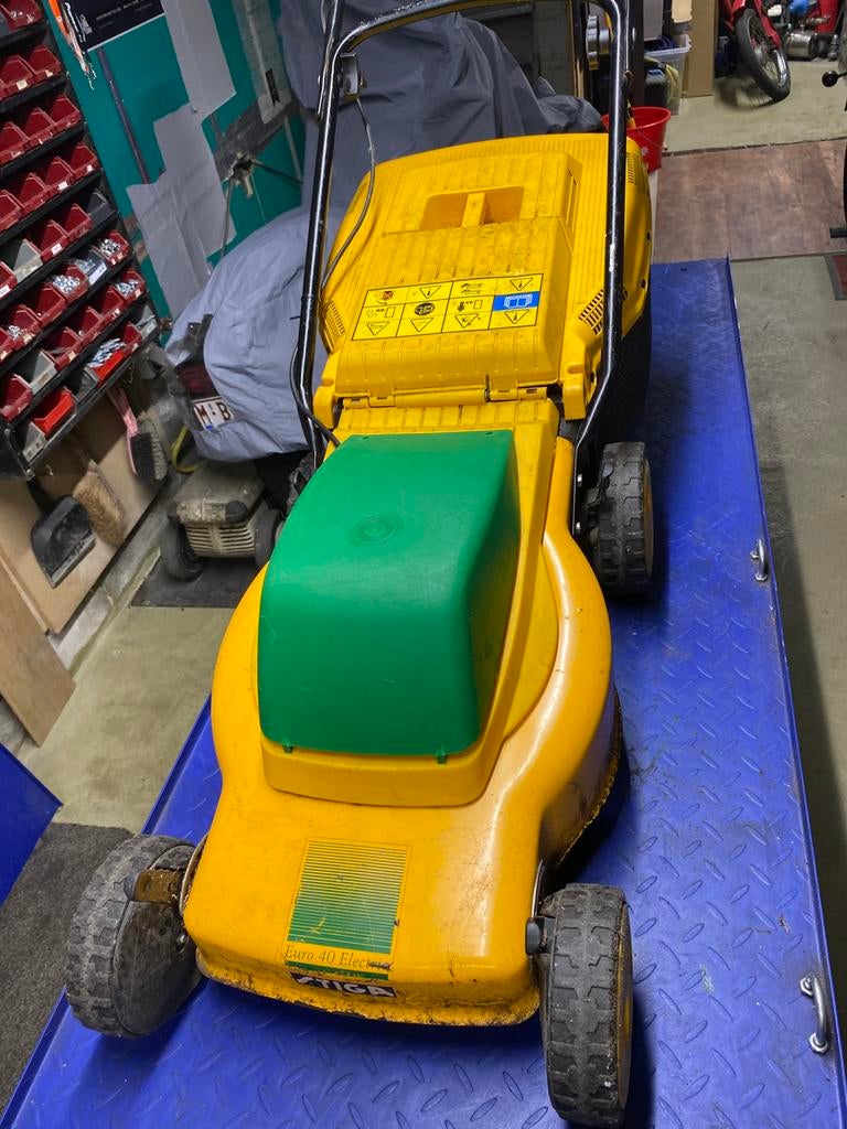Elektrische grasmaaier stiga, Tondeuse rotative, 40 à 49 cm, Enlèvement, Utilisé