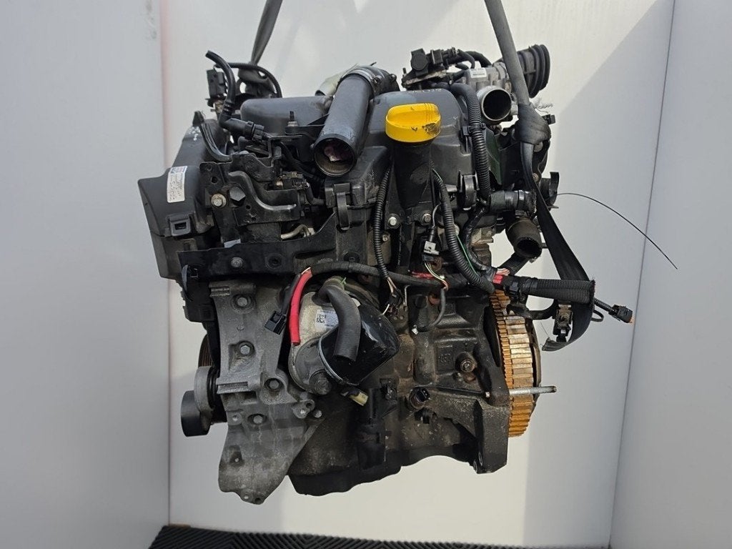 MOTEUR Renault Megane III Grandtour (KZ) (|8201589545|), Renault, Utilisé, Peter-Huppertz-Straße 5
51063  Köln, DE, Dialog.deutschland@renault.de