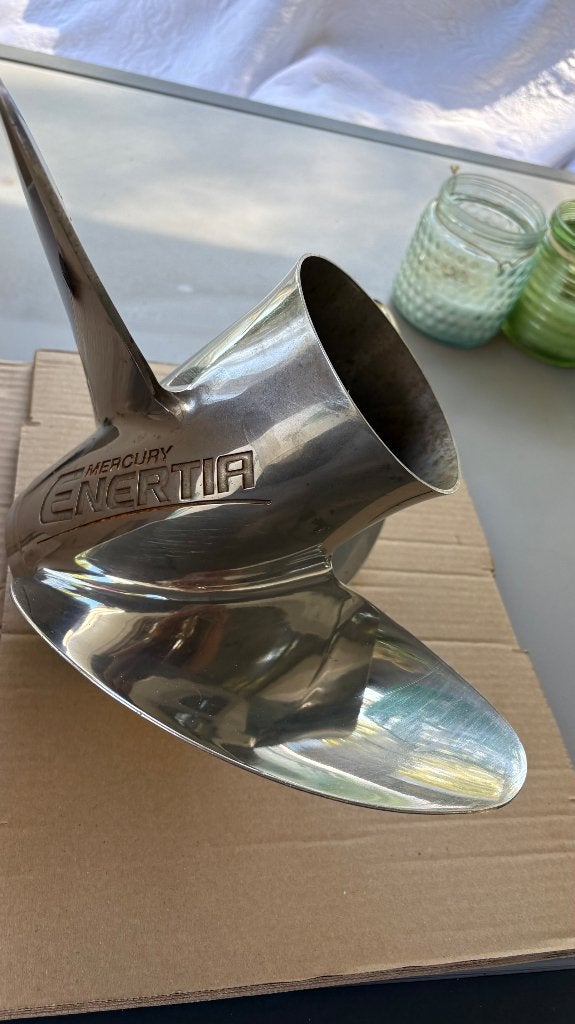 Hélice Mercury Enertié, Watersport en Boten, Ophalen, Zo goed als nieuw, Motor en Techniek, Motorboot