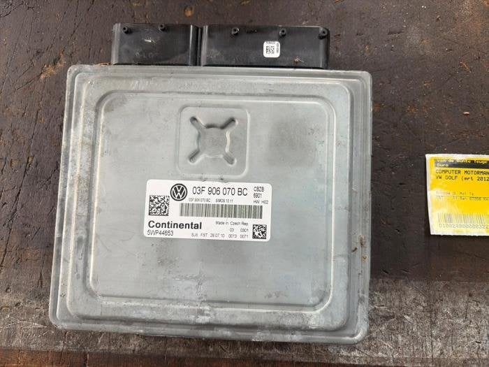 Ordinateur gestion moteur d'un Volkswagen Golf, Autos : Pièces & Accessoires, Volkswagen, -, 3 mois de garantie, Utilisé