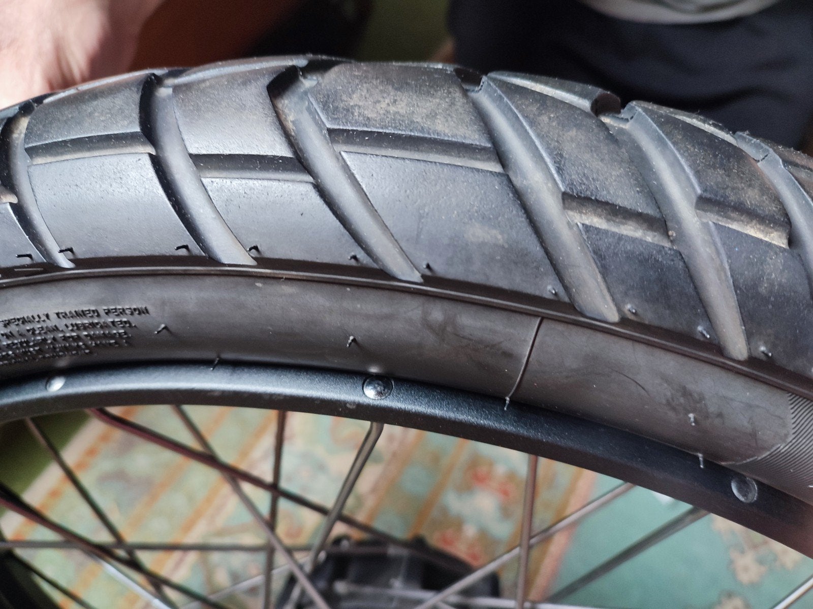 jantes avant et arrière Triumph Tiger, Enlèvement