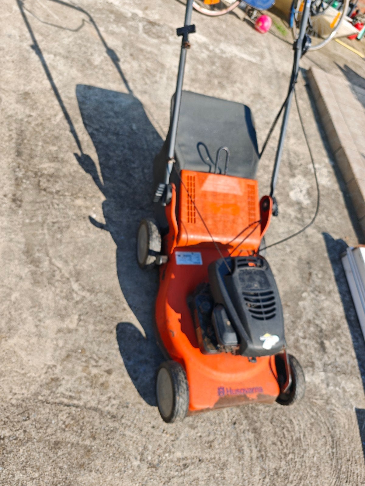 Tondeuse Husqvarna autotractée, Jardin & Terrasse, 40 à 49 cm, Utilisé, Husqvarna, Sac de ramassage