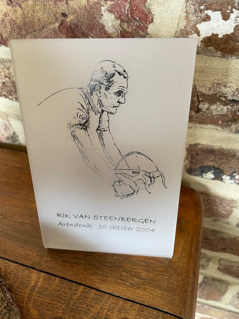Rik Van Steenbergen gedenkplaatje, Ophalen