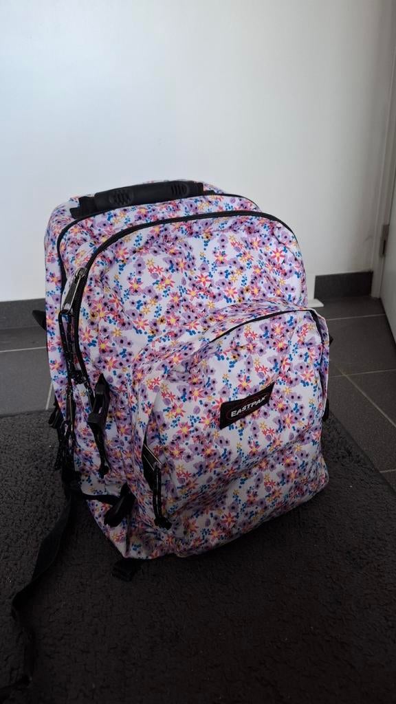Eastpak boekentas/reistas voor jong en oud, Handtassen en Accessoires, Tassen | Reistassen en Weekendtassen, Ophalen