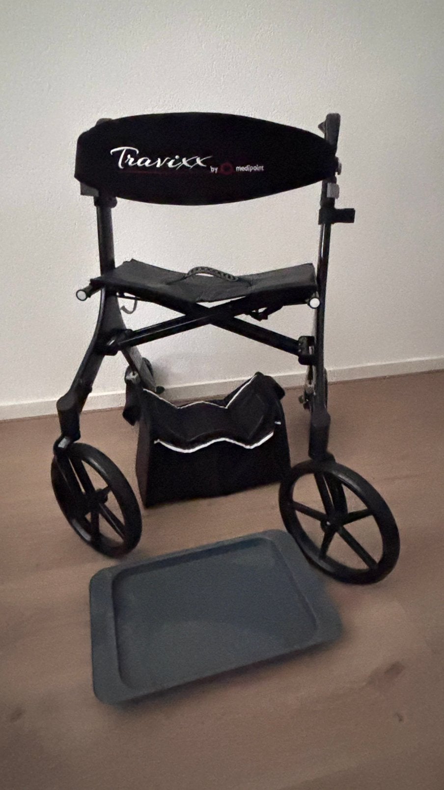 Travixx lichtgewicht rollator + GARANTIE+ tas + dienblad+, Ophalen, Opvouwbaar, Zo goed als nieuw