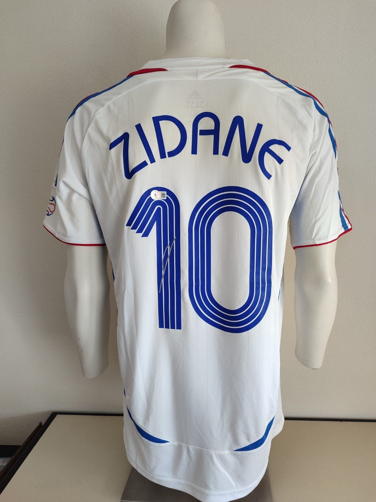 Frankrijk shirt met handtekening van Zidane met Beckett COA, Ophalen of Verzenden, Shirt