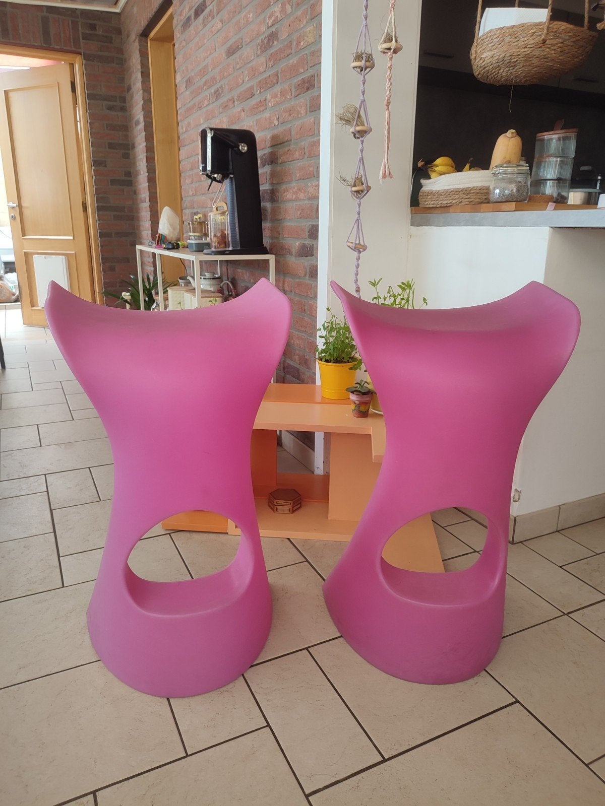 Tabouret de bar, Enlèvement