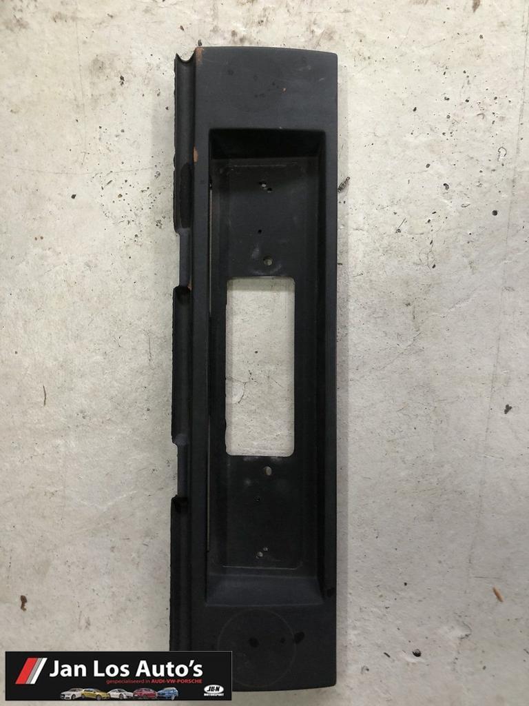 Audi 80 B2 typ 81 Kentekenplaathouder middenplaat 84-87, Auto-onderdelen, Gebruikt, -, -, -