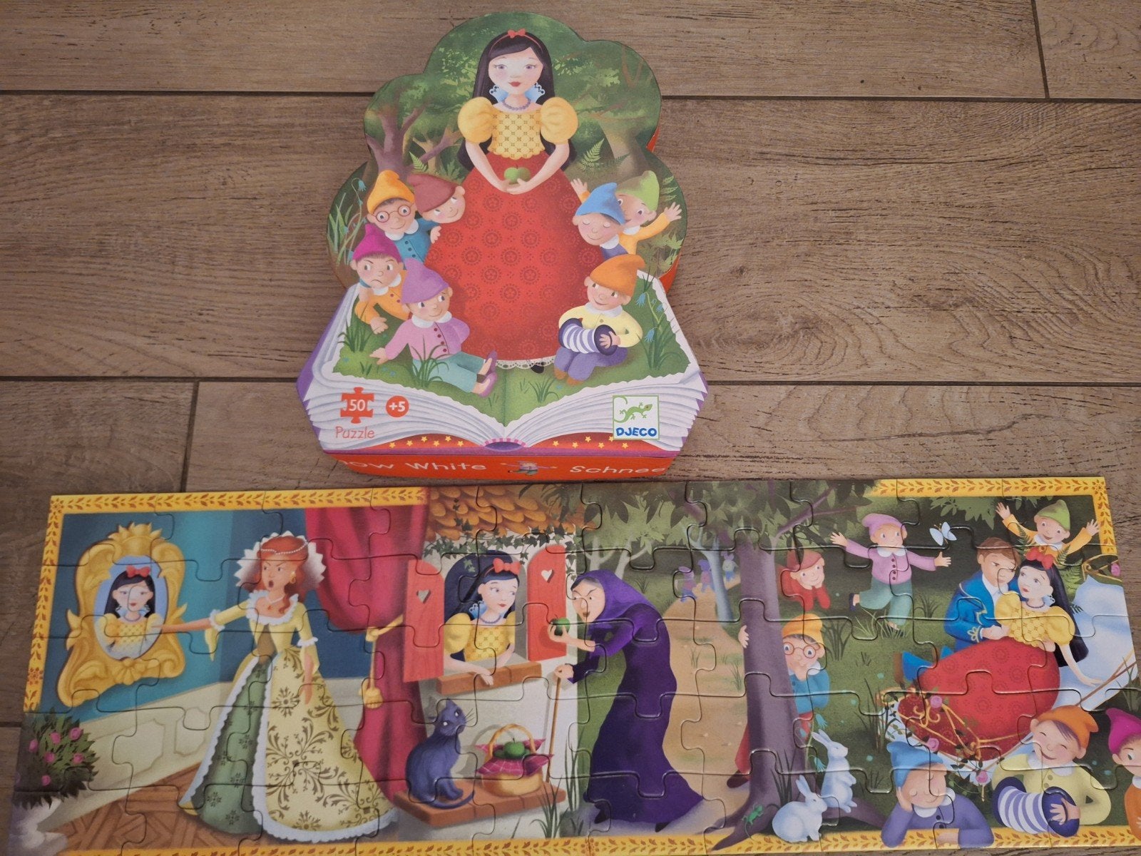 Djeco puzzel Sneeuwwitje 50stukjes, Ophalen, 10 tot 50 stukjes, Zo goed als nieuw, 4 tot 6 jaar
