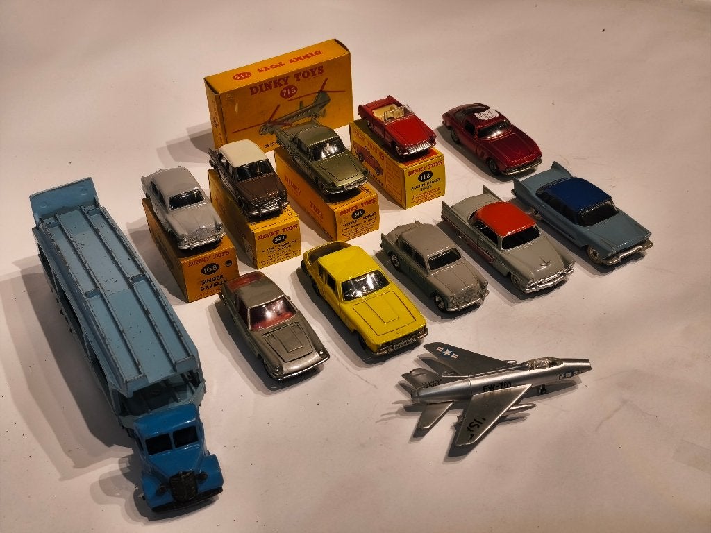 VERSCHILLENDE DINKY, POLITOYS, TEKNO EN SOLIDO, Hobby en Vrije tijd, Verzenden, Gebruikt, Auto, Dinky Toys