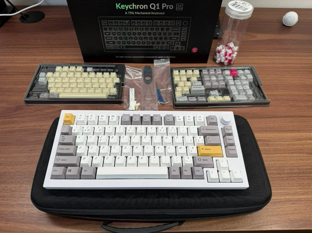 Keychron Q1 Pro - Qwerty + Azerty keyset, Informatique & Logiciels, Claviers, Ergonomique, Keychron, Comme neuf, Enlèvement