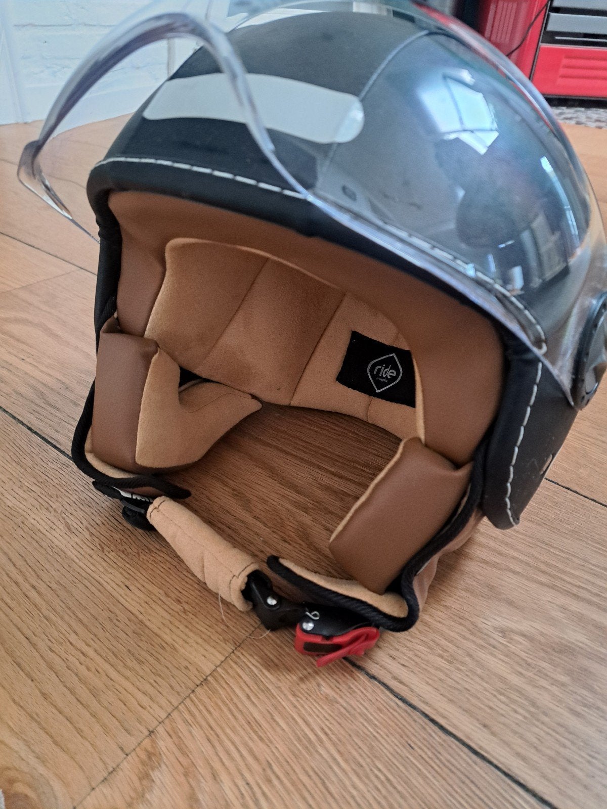 Retro brommer helm te koop, Ophalen