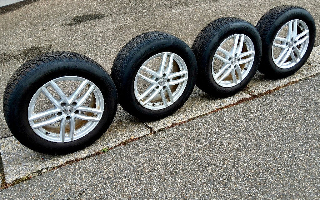 Roues hiver 215/65-17 sur jantes alu pour Audi Q2, Autos : Pièces & Accessoires, Pneus et Jantes, 17 pouces, Enlèvement, Utilisé