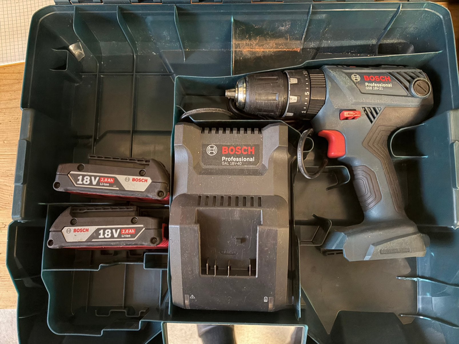 Bosch gsb 18v 21 klopboormachine, Ophalen of Verzenden, Zo goed als nieuw