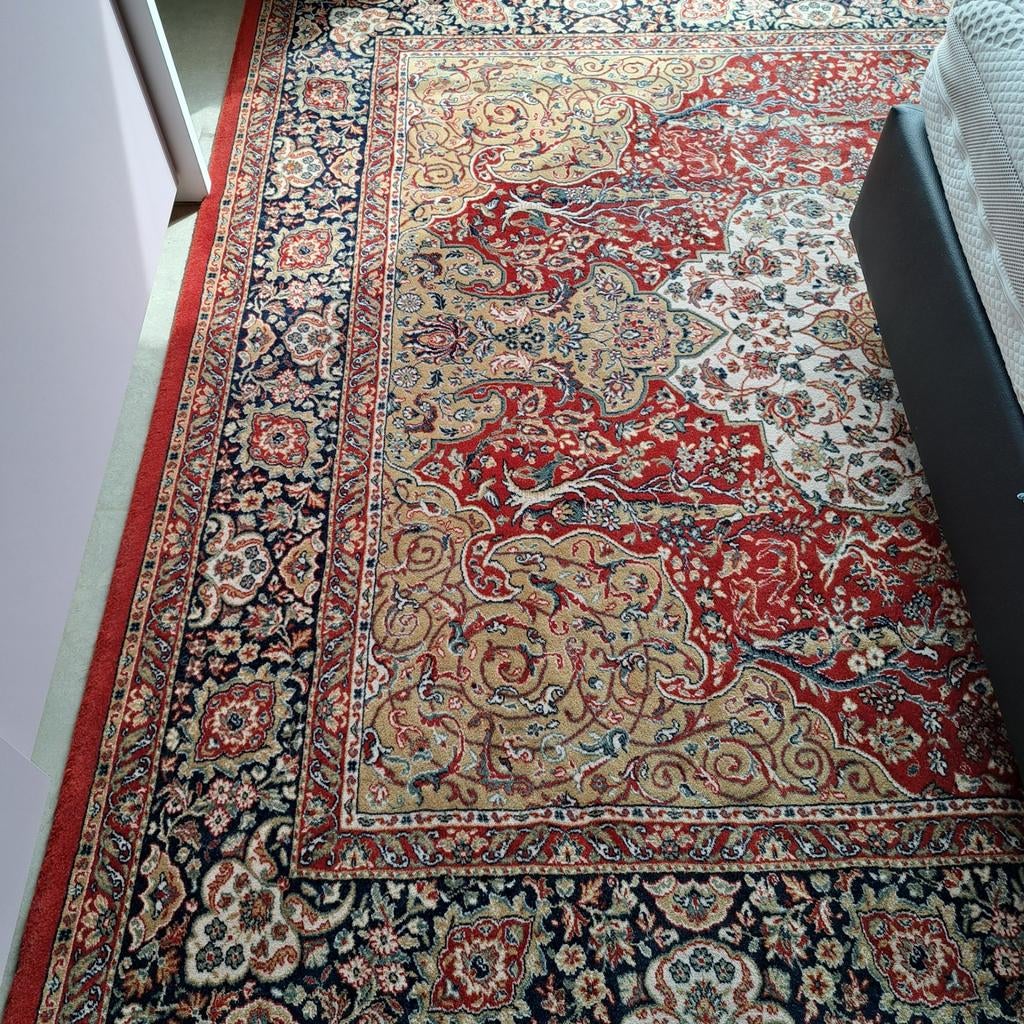 2 tapis, Enlèvement