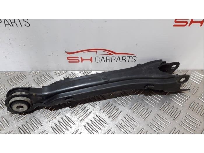 Bras de suspension arrière gauche d'un Mercedes C-Klasse, Autos : Pièces & Accessoires, Suspension & Châssis, 3 mois de garantie