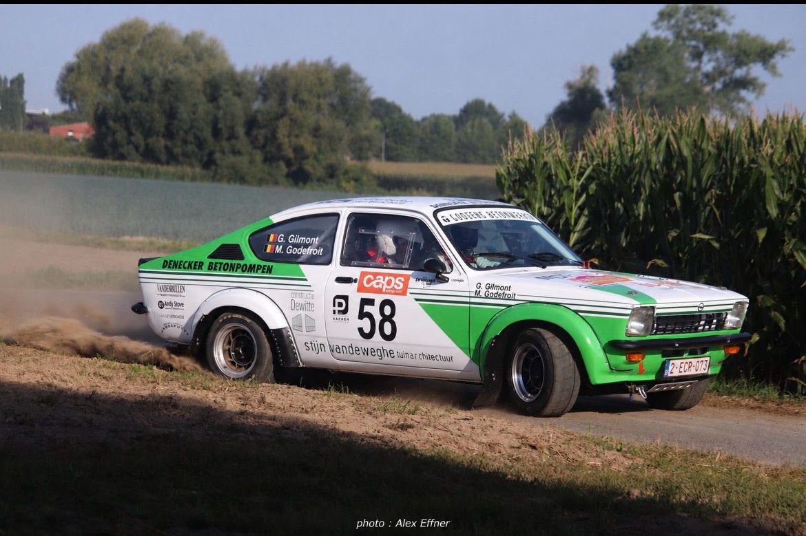 Prachtige volledig uitgeruste Opel Kadett C rally rijklaar!, Auto's, Achterwielaandrijving, 4 cilinders, Kadett, Wit