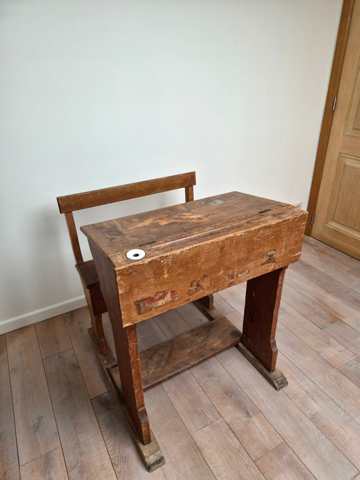 Authentiek oud houten schoolbankje met stoeltje – vintage, Ophalen