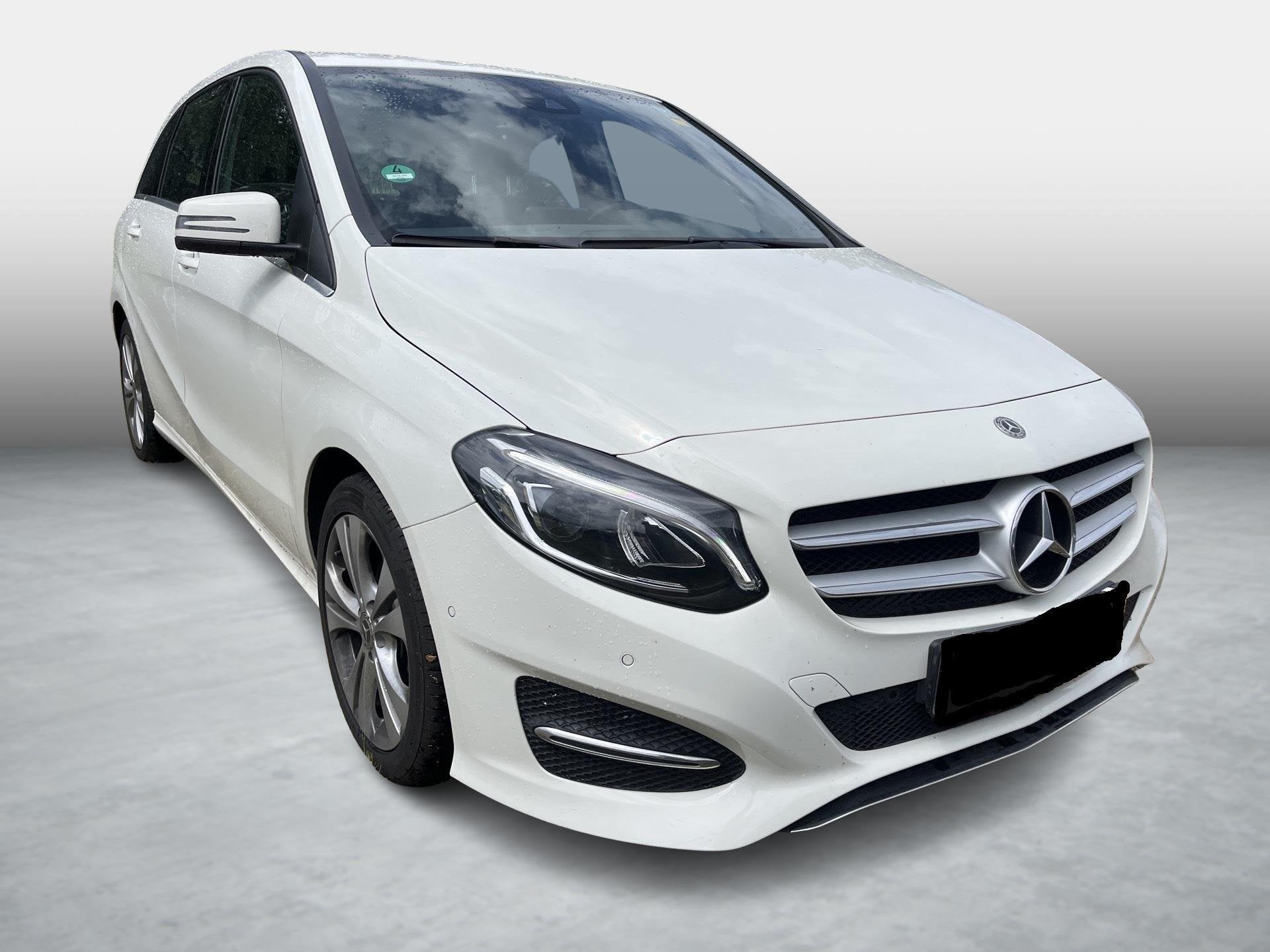 Mercedes-Benz B-Klasse 180 Luxury Line | Navigatie | Parkeer, Achat, Entreprise, Noir, 1200 kg