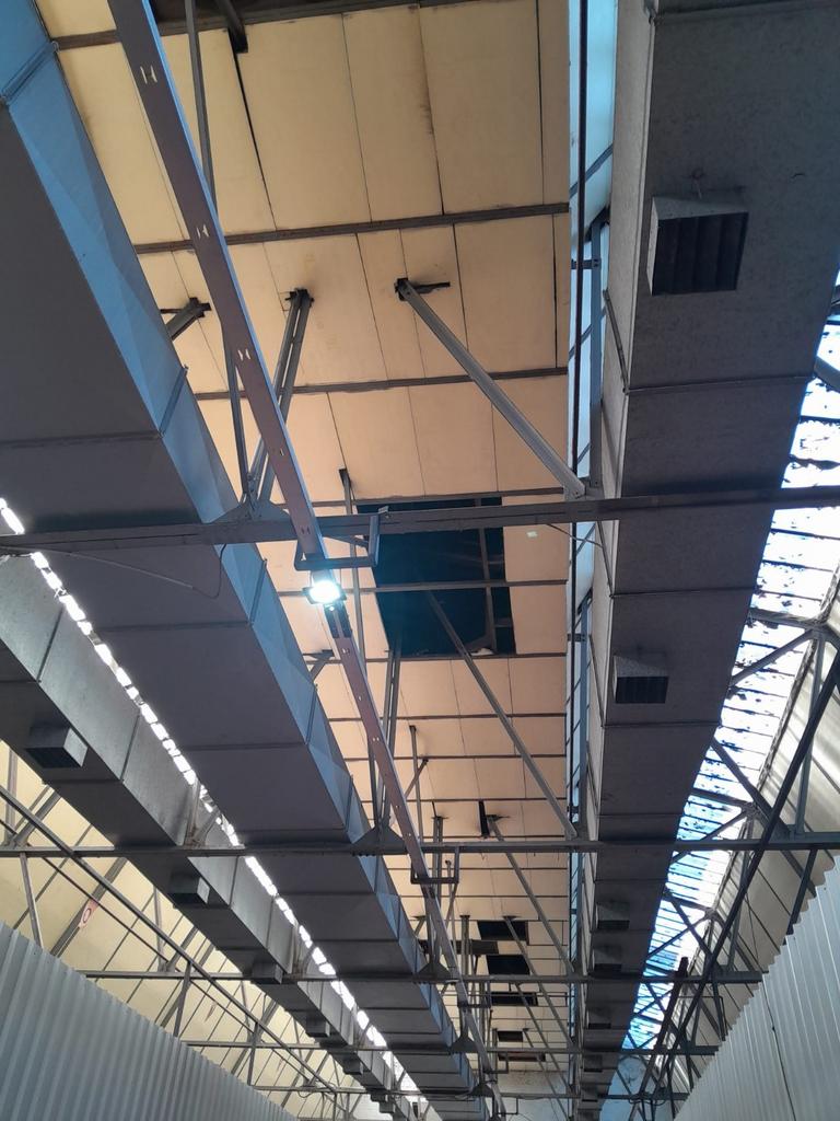 Destockage Important – Réseau de Ventilation Industrielle, Enlèvement ou Envoi