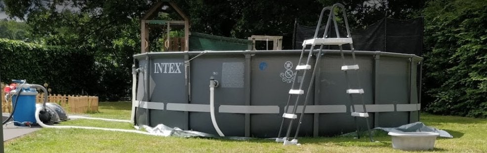 Opzetzwembad 4,6m + Sunnytent + filter + 2 solar 'bollen', Gebruikt, Rond, 300 cm of meer, Ophalen