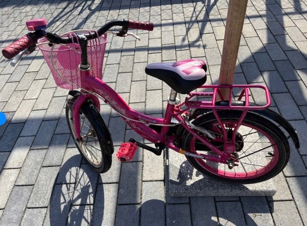 Roze kinderfiets, Ophalen, Gebruikt