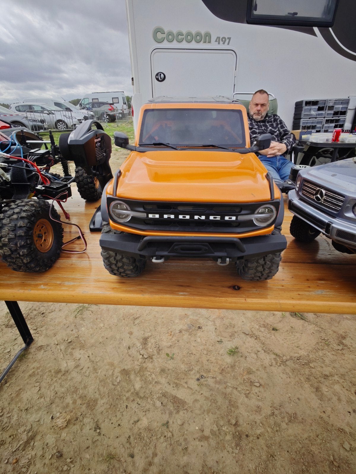 traxxas 4 chassis, clipless body bronco nieuw, Hobby en Vrije tijd, Elektro, Auto offroad, Nieuw, Ophalen of Verzenden