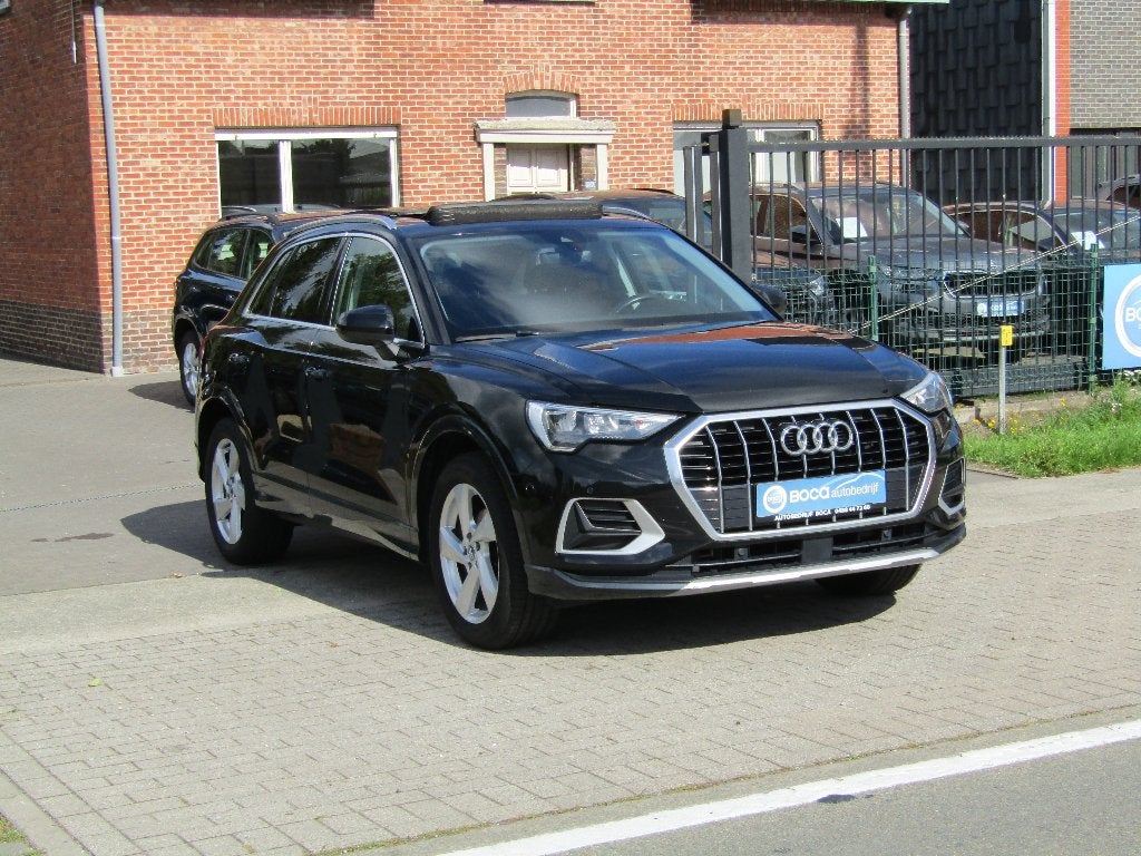 Audi Q3 2.0 TDI Automaat, Auto's, 4 cilinders, Zwart, Leder, Bedrijf