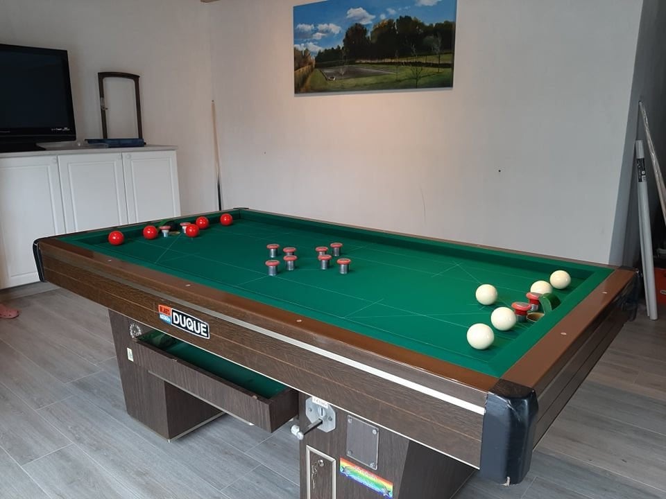 Allerlei biljarts en voetbaltafels., Ophalen, Zo goed als nieuw, Biljarttafel