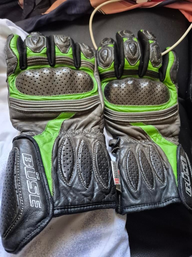Gant moto 10 euro