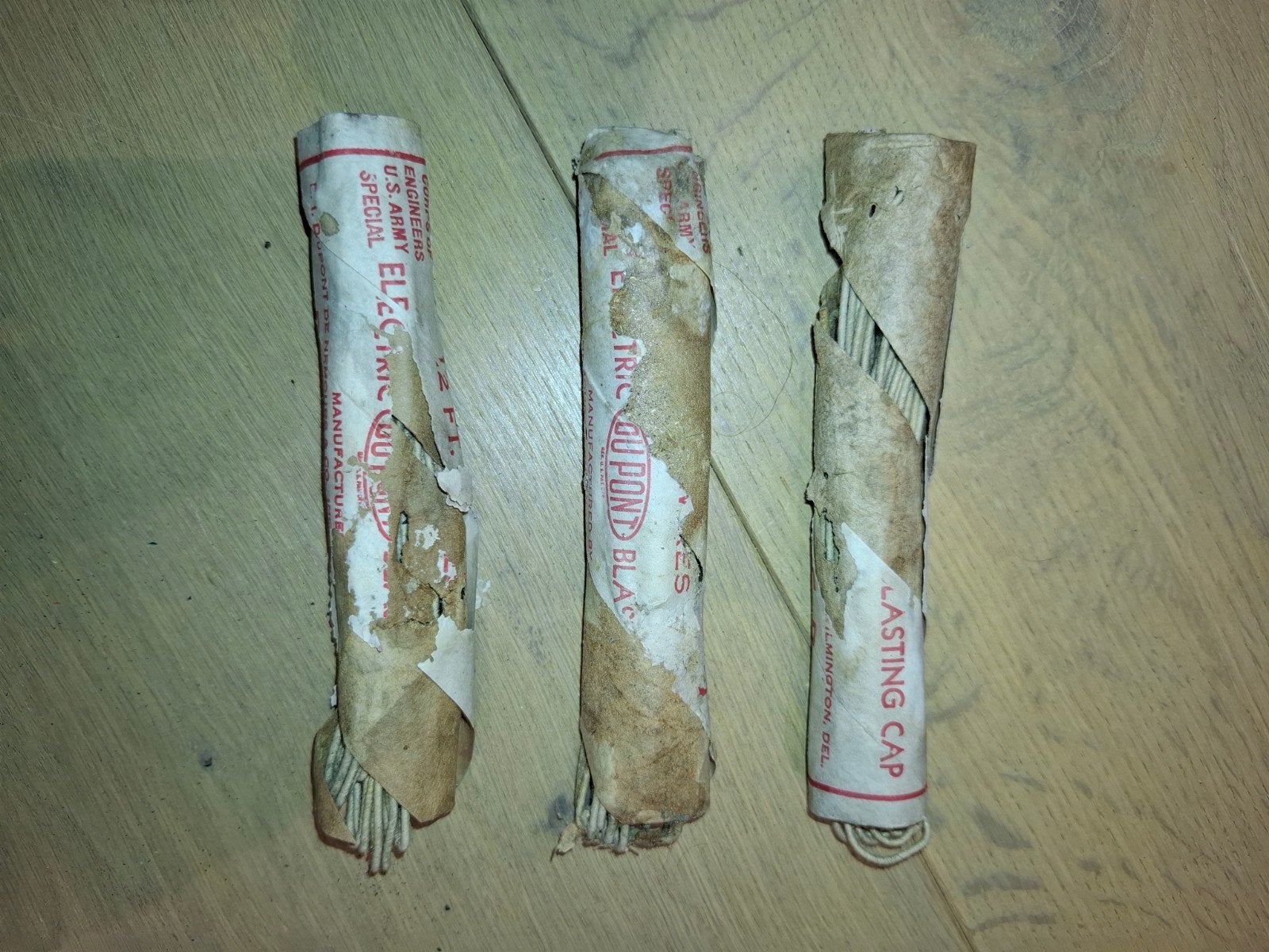3x Originele US WW2 DuPont Electric Blasting Caps (Inert), Ophalen of Verzenden