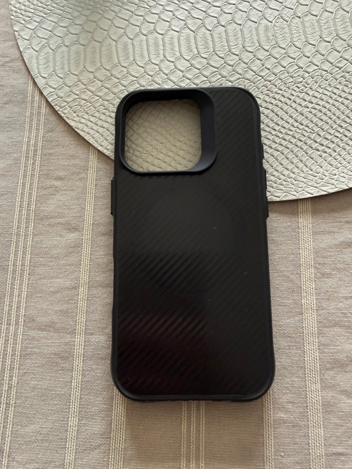 Coque pour iPhone 16 Pro, Télécoms, Résistant aux rayures, IPhone 16, Plastique, Comme neuf