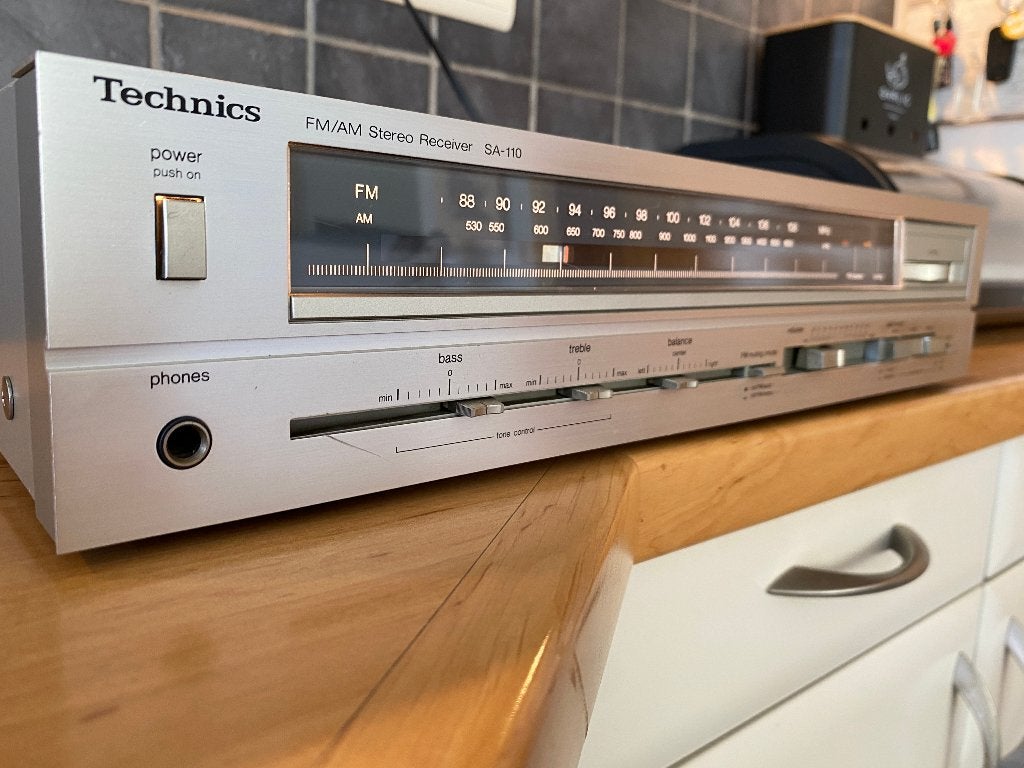 Receiver Technics SA-110 anno 1982, Overige merken, Gebruikt, Ophalen of Verzenden, Minder dan 60 watt