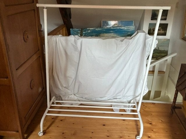 Étagère à vêtements, Vêtements | Femmes, Vêtements Femmes Autre, Ikea, Enlèvement, Comme neuf