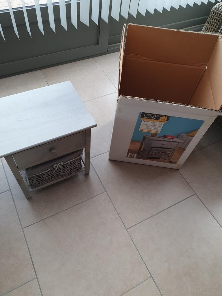 Multifunctioneel nachtkastje, Huis en Inrichting, Ophalen of Verzenden