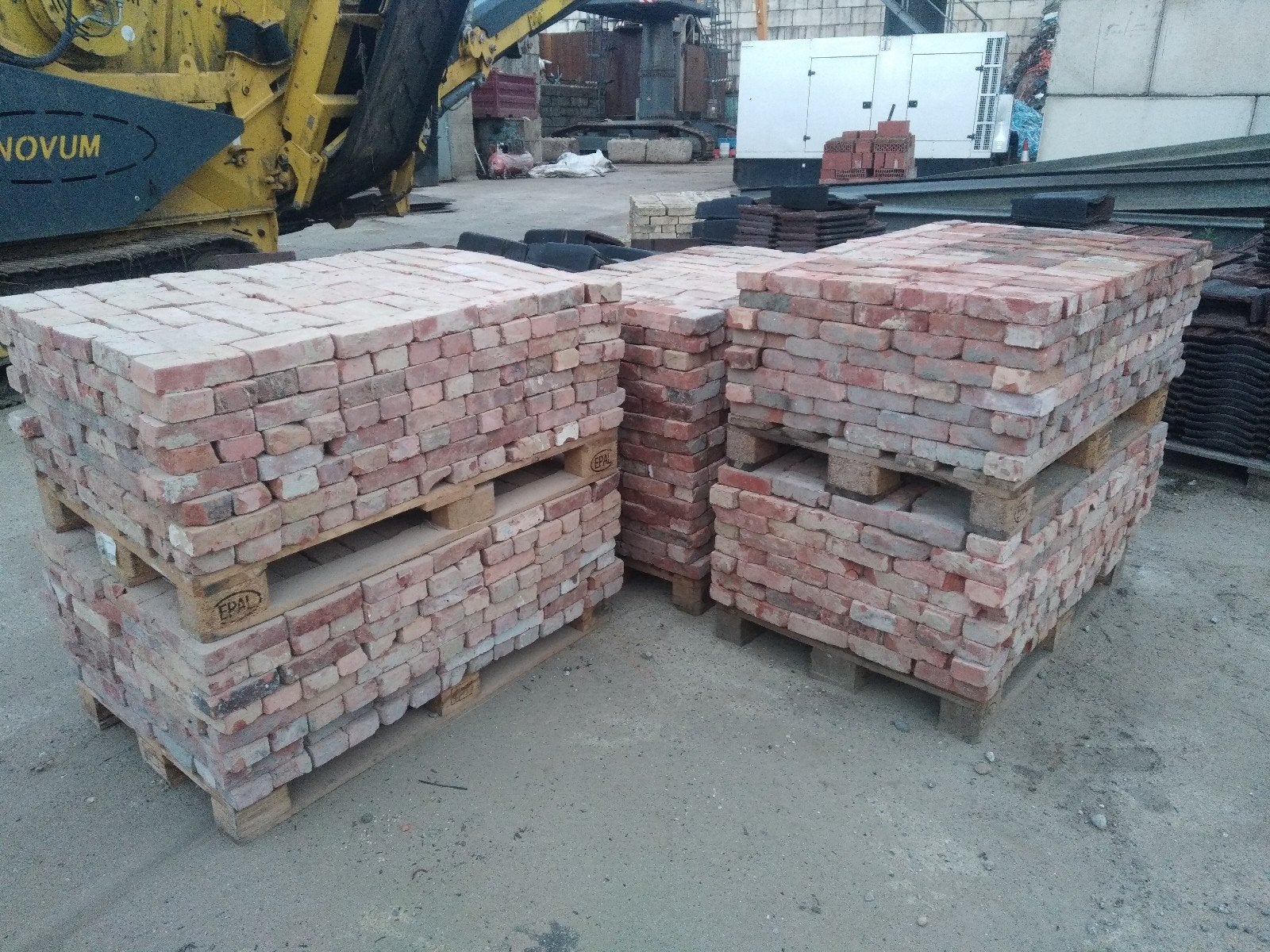 gevelsteen, metselstenen. 3000 stuks, Enlèvement